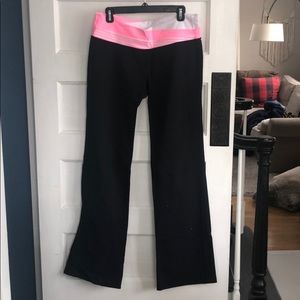Lululemon astro pants flared